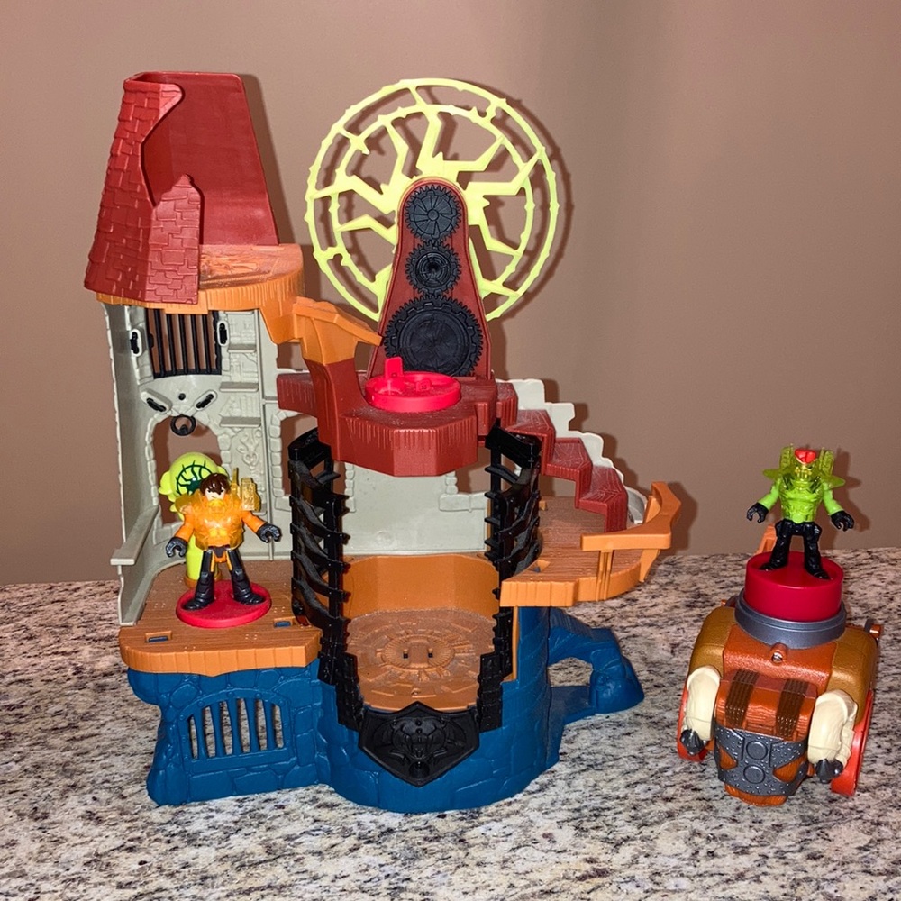 Imaginext Castle Wizard Tower and Battering Ram Playset w/ sounds